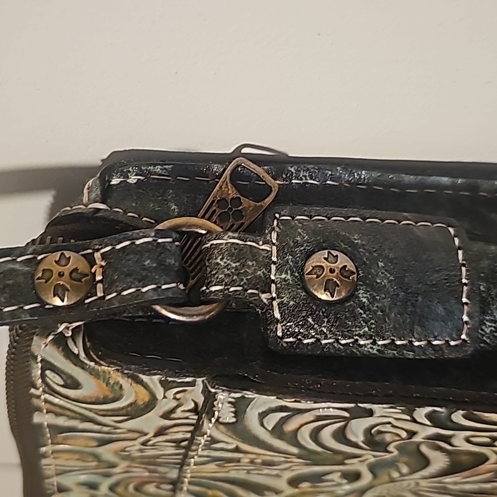 NWOT Patricia Nash granada turquoise tooled leather crossbody purse - Picture 4 of 12